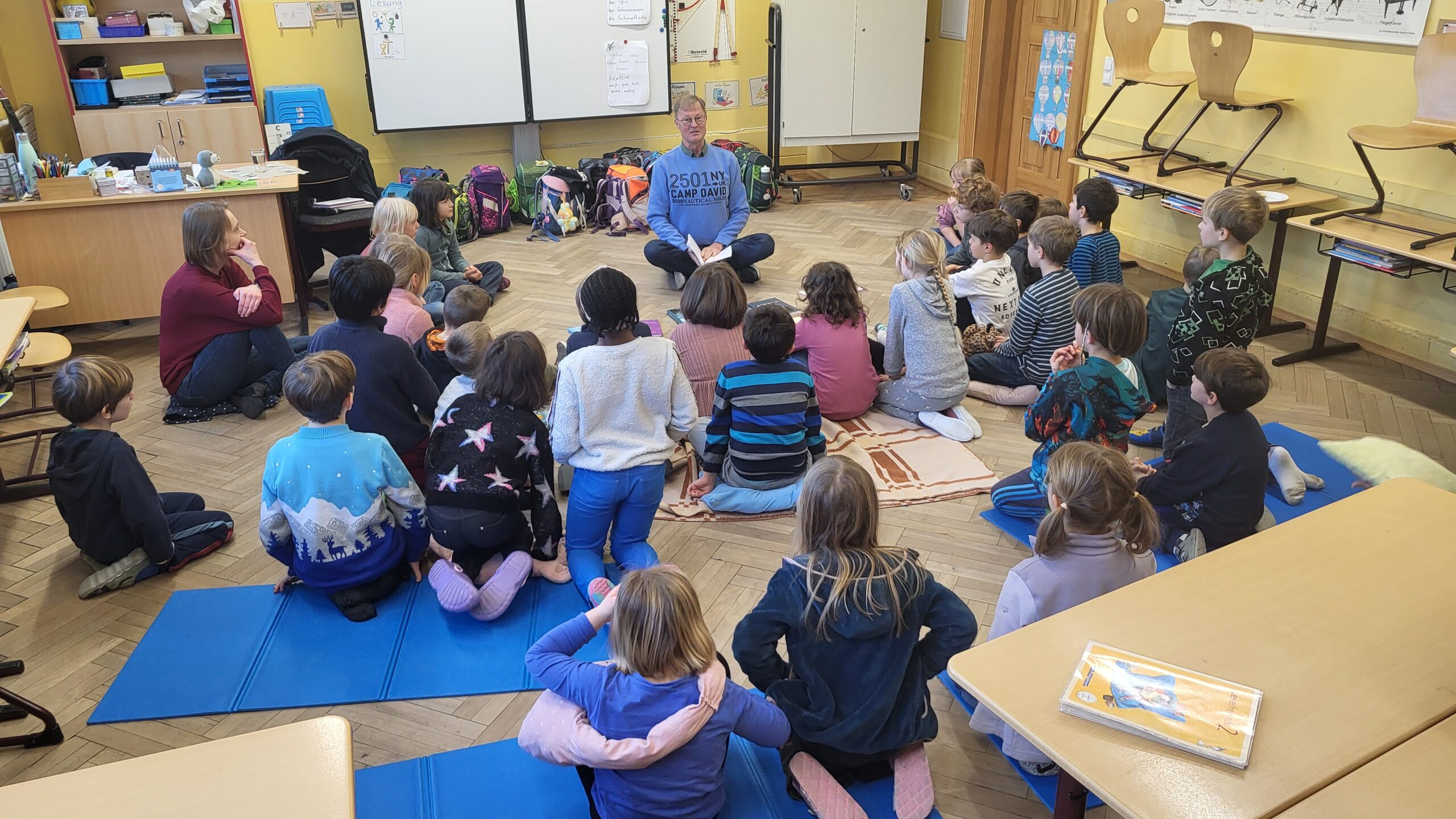 Lesung von Henry Förster in der 2. Klasse